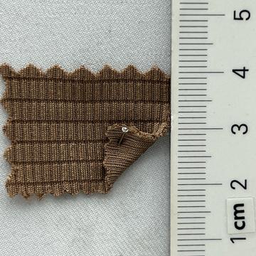 27 Beige