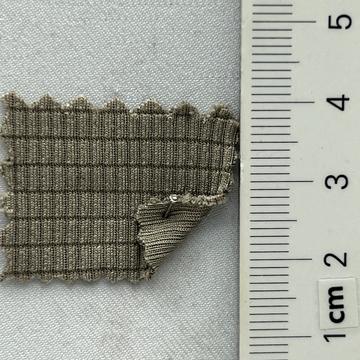32 Beige