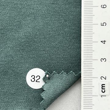 32 Green