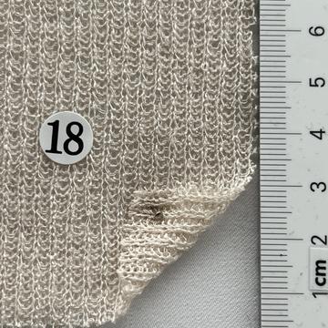 18 Beige