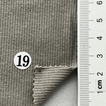 19 Beige