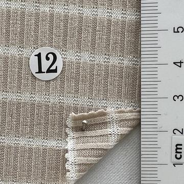 12 Beige