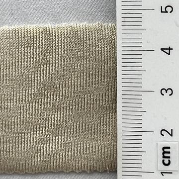 100 Beige