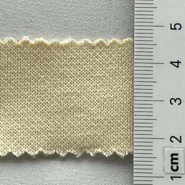 13 Beige