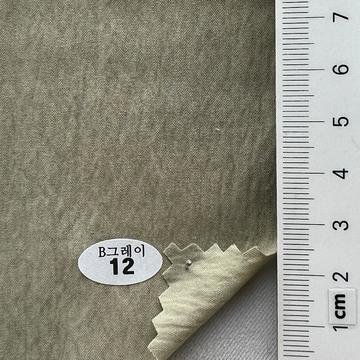 12 Beige