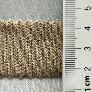 18 Beige