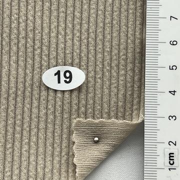 19 Beige