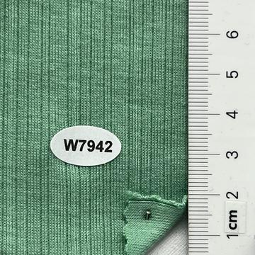 w7942 Green