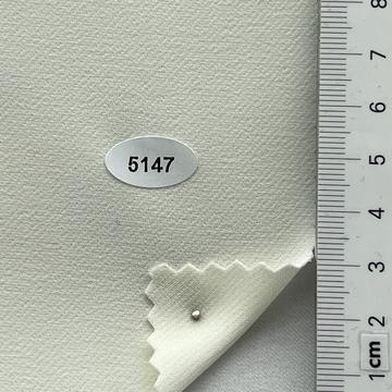 구5147 White