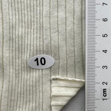 10 Beige