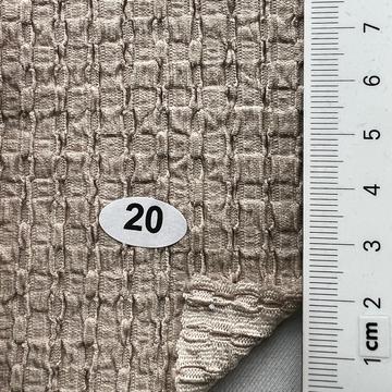 20 Beige