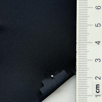 32 Black