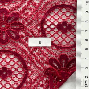 8 Red