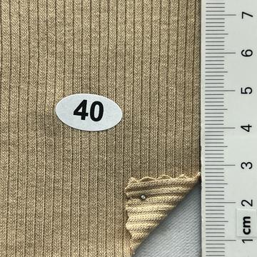 40 Beige