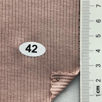 42 Dusty Pink