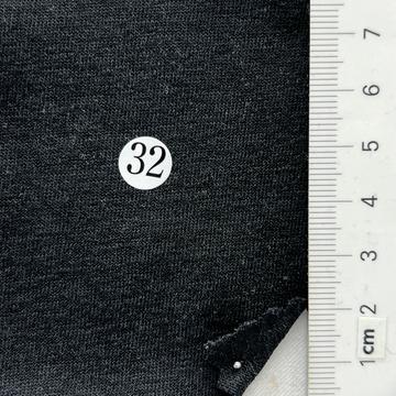 32 Black