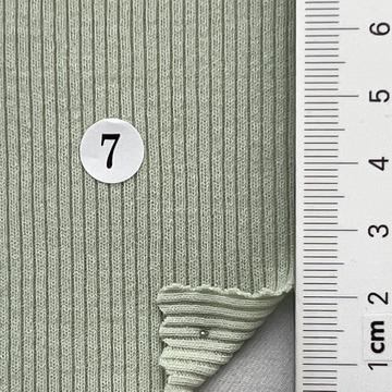 7 Pale Green