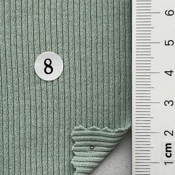 8 Pale Green