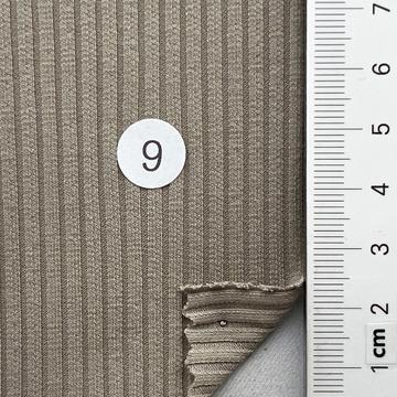 9 Beige