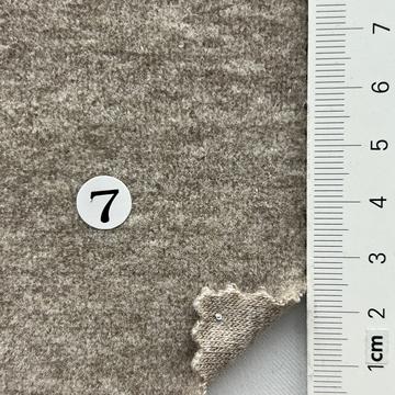 7 Beige