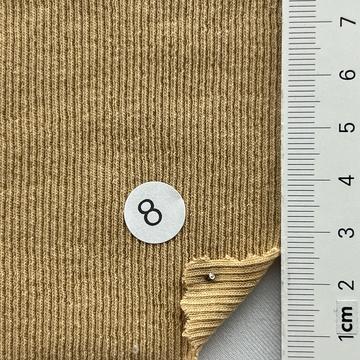 8 Beige