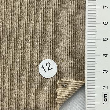 12 Beige