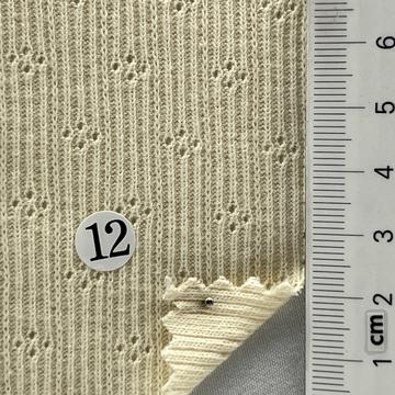 12 Beige