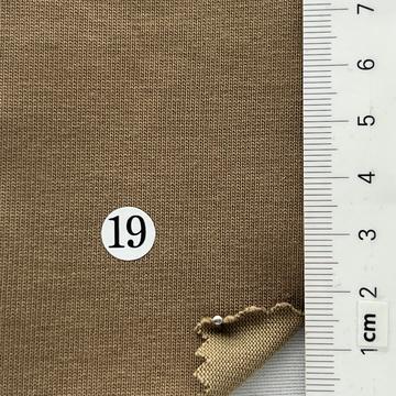 19 Beige