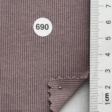 690 Dusty Pink