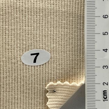 7 Beige