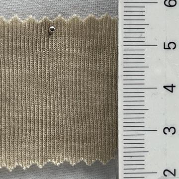 33 Beige