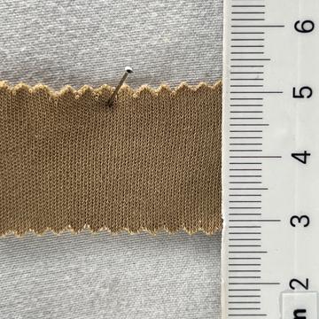 30 Beige
