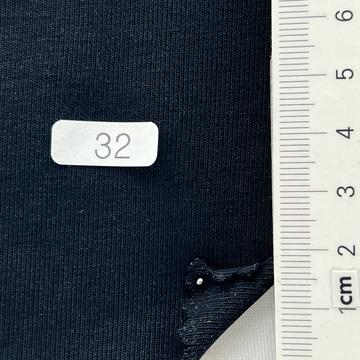 32 (C232) Black
