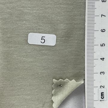 205 (5) (b305) Pale Green