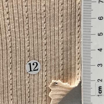 12 Beige