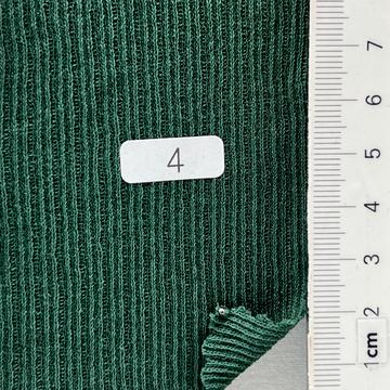 4 (204) Green