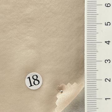 18 Beige