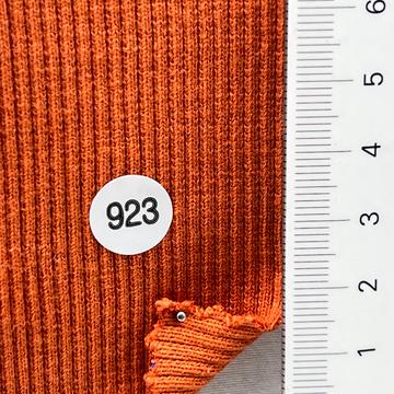 923 Orange