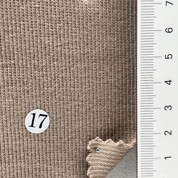 17 Beige