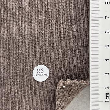 23 Beige