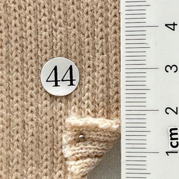 44 Beige