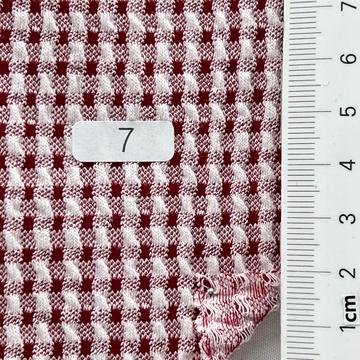 7 (b307) Red