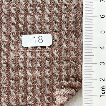 18 (b318) Brown