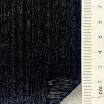39 Black