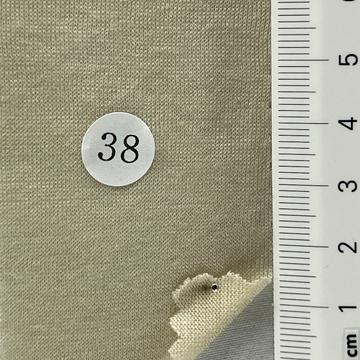 38 Beige