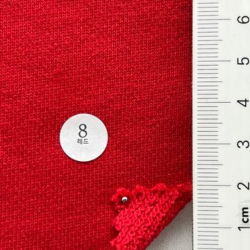 8 Red