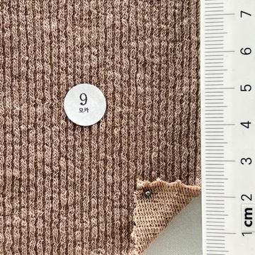 9 Beige