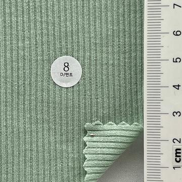 8 Pale Green