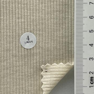 4 Beige