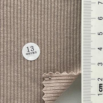 13 Beige